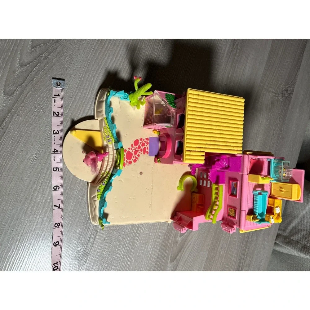 Vintage Polly Pocket Magnetic Pet Adventure Pink House Playset with Dog Figure